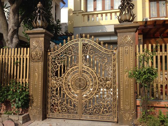 Cổng biệt thự 5 tầng hiện đại