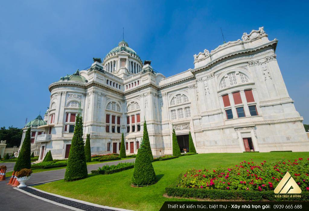 Mẫu biệt thự cổ điển đẹp, sang trọng ở Nam Định