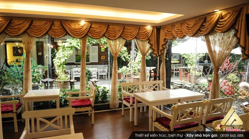 Mẫu thiết kế quán cafe sân vườn đẹp - quán Cafe Billiards