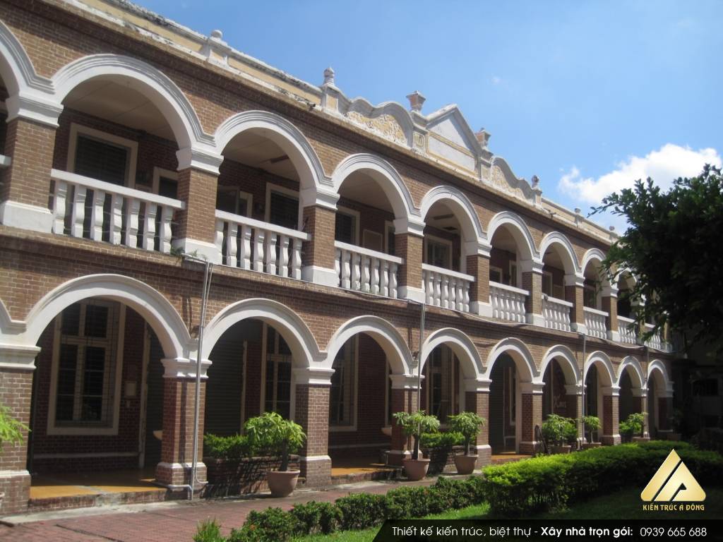 Mẫu tòa nhà văn phòng 2 tầng