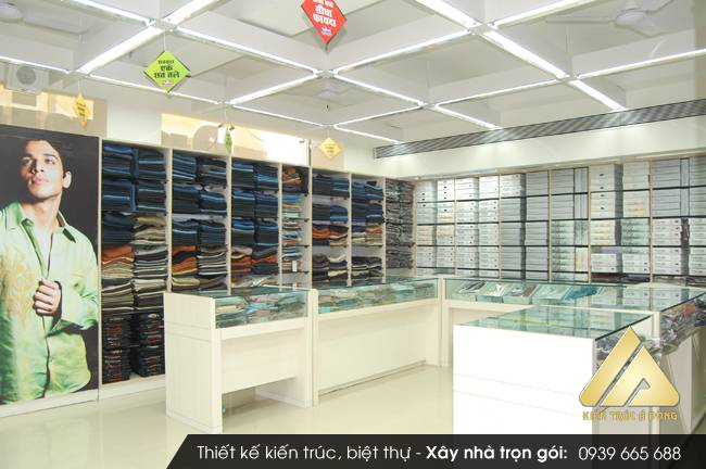 Thiết kế nội thất showroom cửa hàng